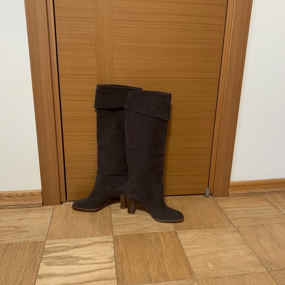 Anne Klein boots from natural suede calf - Picture 2 of 10